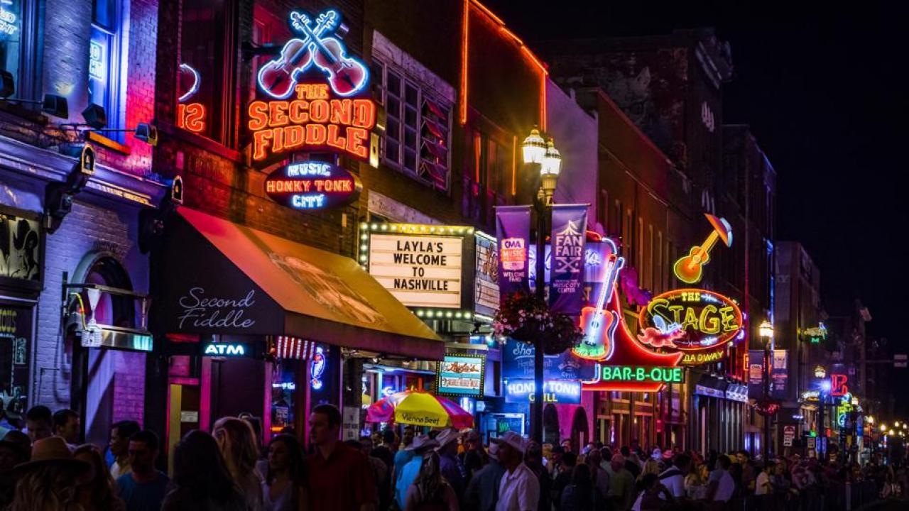 photo of nashville street