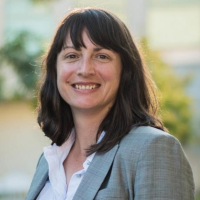 Portrait of Holly Oldroyd